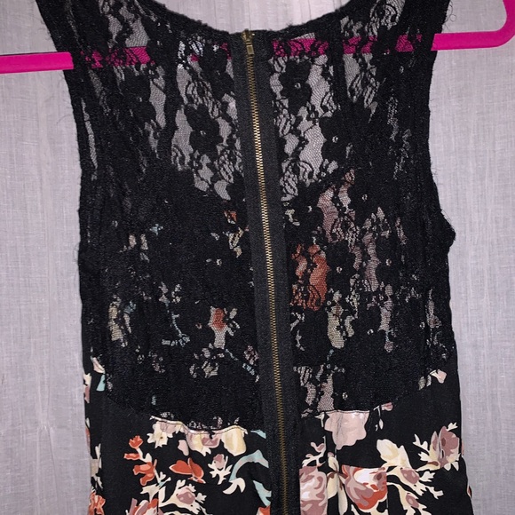 Black flower dress - Picture 4 of 5